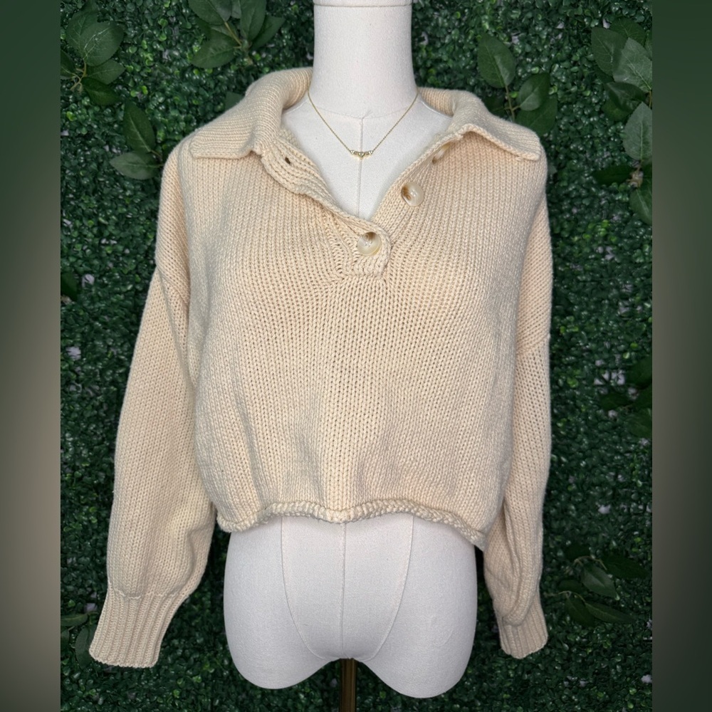 Cream Collared Cropped Sweater - Picture 2 of 5
